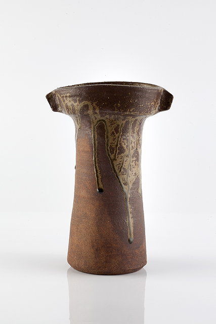 Appraisal: Janet Leach American - at Leach PotteryVase with lugsdripped ash