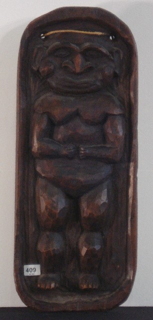 Appraisal: carved New Guinean wall hanging