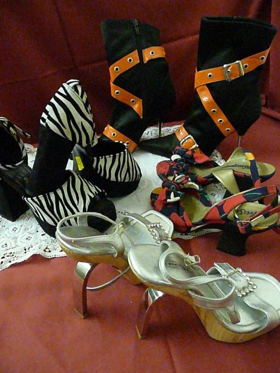 Appraisal: A group of ladies shoes - Yves St Laurent multi