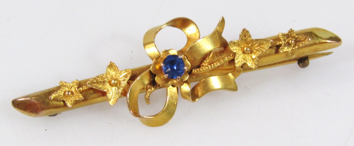 Appraisal: A Victorian emblematic brooch marked ct g all in