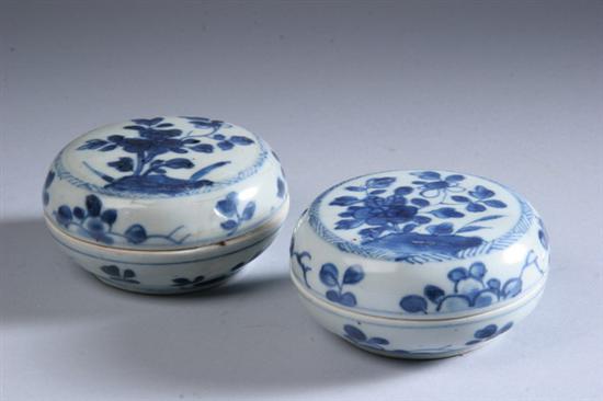 Appraisal: PAIR CHINESE BLUE AND WHITE PORCELAIN BOXES Yongzheng period Floral