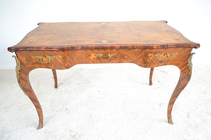 Appraisal: A FRENCH STYLE INLAID AND ORMOLU MOUNTED DESK A FRENCH