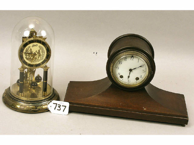 Appraisal: Lot of clock including a New Haven mantle clock and