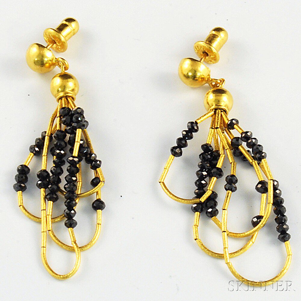 Appraisal: Gurhan Dark Mist kt Gold and Black Diamond Earrings signed