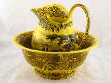 Appraisal: A yellow transfer printed jug and bowl set the bowl