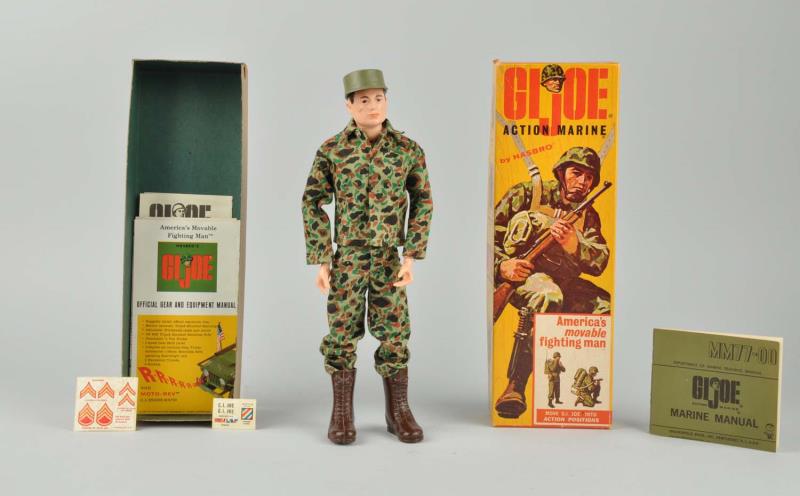 Appraisal: Plastic G I Joe Marine In original box Doll comes