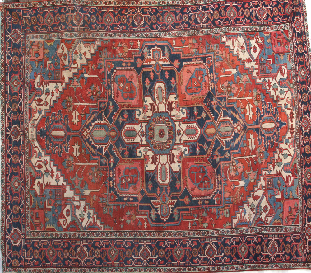 Appraisal: A - th C Persian Serapi rug th Century Persian