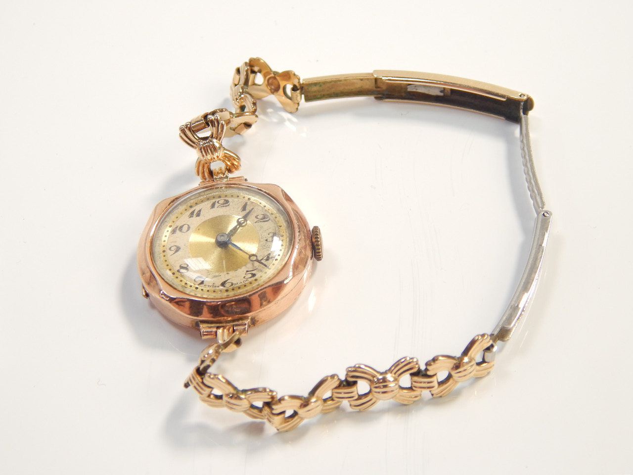 Appraisal: An early thC ct gold ladies wristwatch having gilt separated