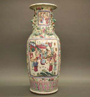 Appraisal: Chinese Famille Rose Floor vase A Chinese Famille Rose porcelain