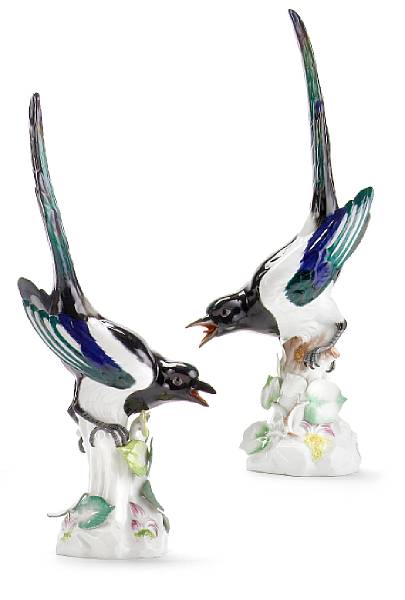 Appraisal: A pair of Meissen porcelain models of magpies early th