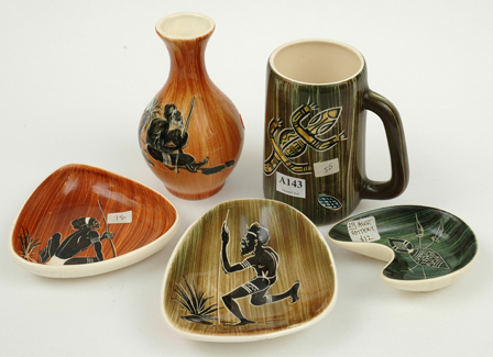 Appraisal: FLORENZ POTTERY New South Wales circa Consisting of three dishes