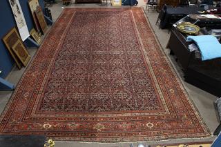 Appraisal: Mahal carpet West Persia Mahal carpet West Persia circa '