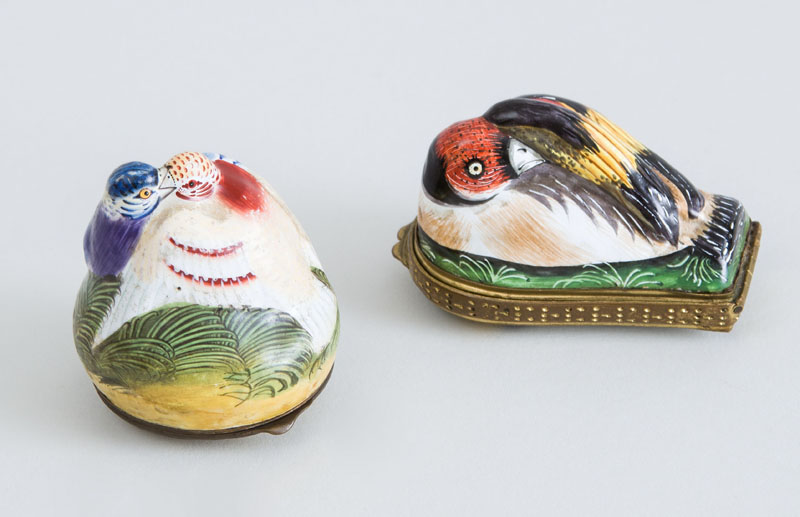 Appraisal: TWO SOUTH STAFFORDSHIRE ENAMEL BIRD-FORM SNUFF BOXES The larger modeled