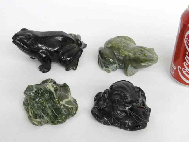 Appraisal: Lot four Asian jade frogs