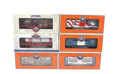 Appraisal: Lionel O Gauge Military Vehicles consisting of Operating Parade Car