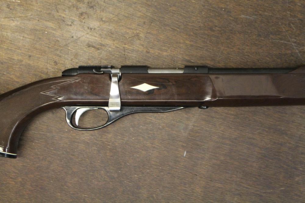 Appraisal: REMINGTON NYLON BOLT ACTION RIFLE s-lr caliber barrel blued finish