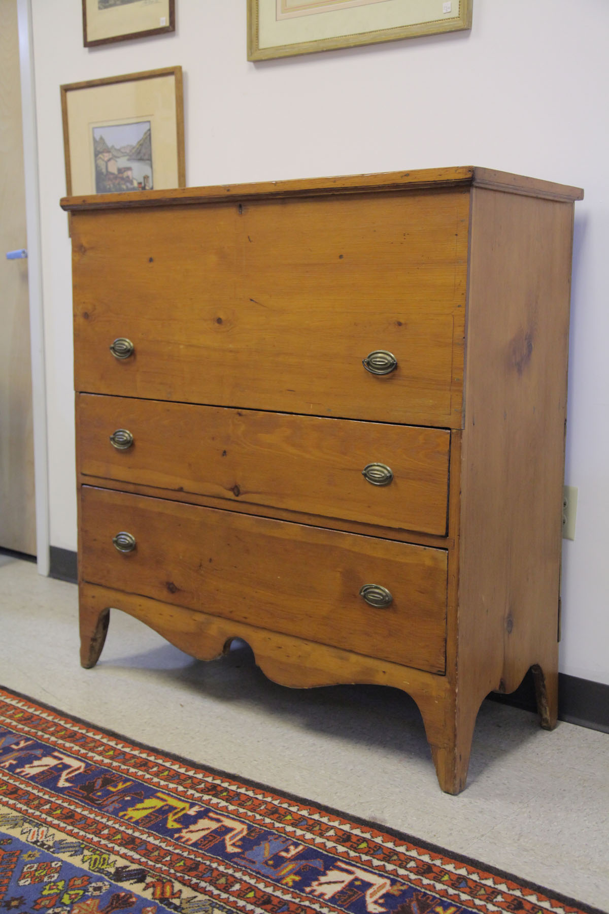 Appraisal: MULE CHEST American mid th century pine with poplar secondary