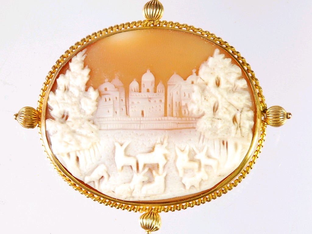 Appraisal: NINETEENTH CENTURY LARGE OVAL SHELL CAMEO BROOCH depicting a topographical