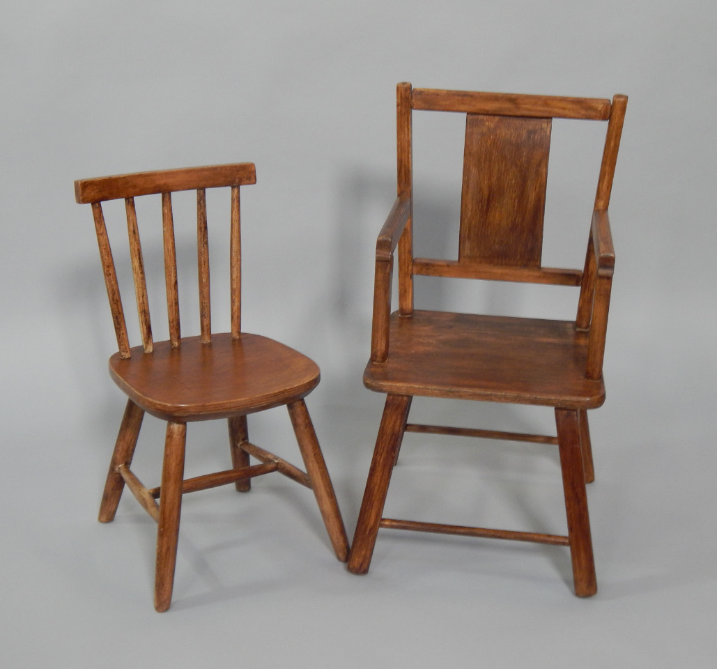 Appraisal: An ash spindle back child's chair and a child's oak