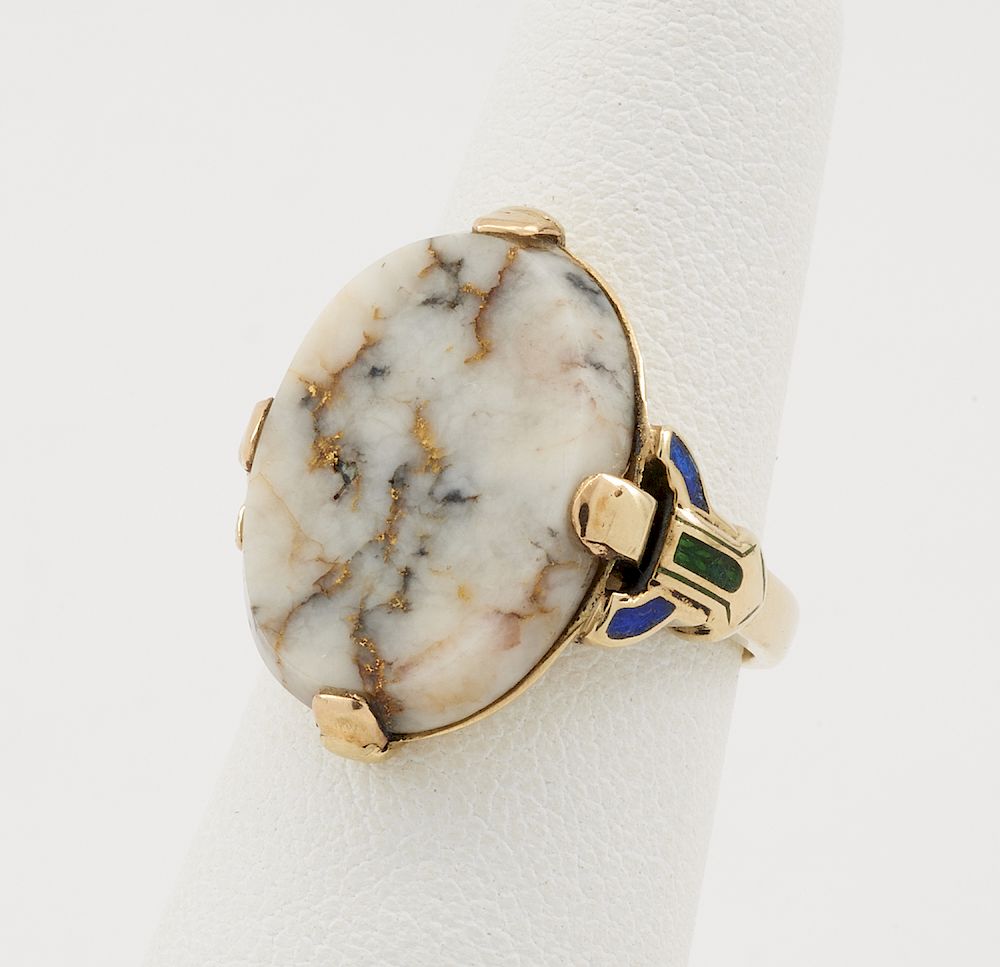 Appraisal: k Yellow gold gold quartz ring with inlaid shoulders k