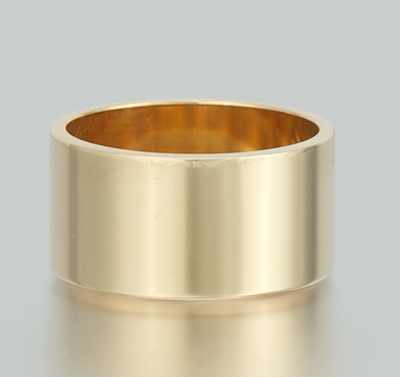 Appraisal: A Plain Gold Band k yellow gold band mm wide