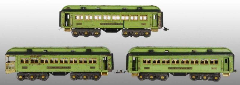 Appraisal: Lot of Lionel Stephen Girard Passenger Cars Description Standard gauge