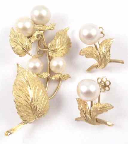 Appraisal: THREE-PIECE PEARL AND EIGHTEEN KARAT GOLD JEWELRY SET leaf spray