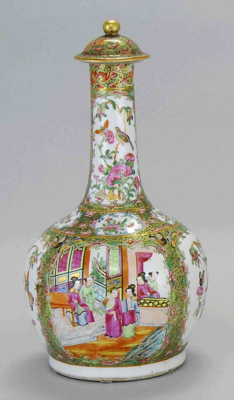 Appraisal: CHINESE EXPORT ROSE MEDALLION PORCELAIN BOTTLE VASEMid- th CenturyIn teardrop