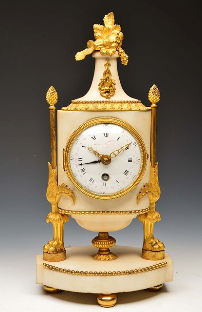 Appraisal: AN EARLY TH CENTURY FRENCH MANTEL TIMEPIECE the convex white