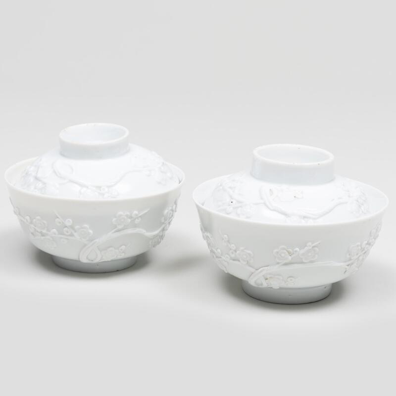 Appraisal: Pair Chinese of White Glazed Bowls and Covers with Molded