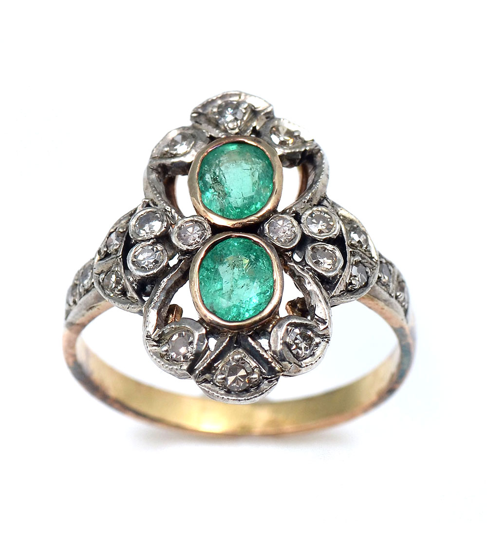 Appraisal: K ART DECO EMERALD DIAMOND RING K white gold ring