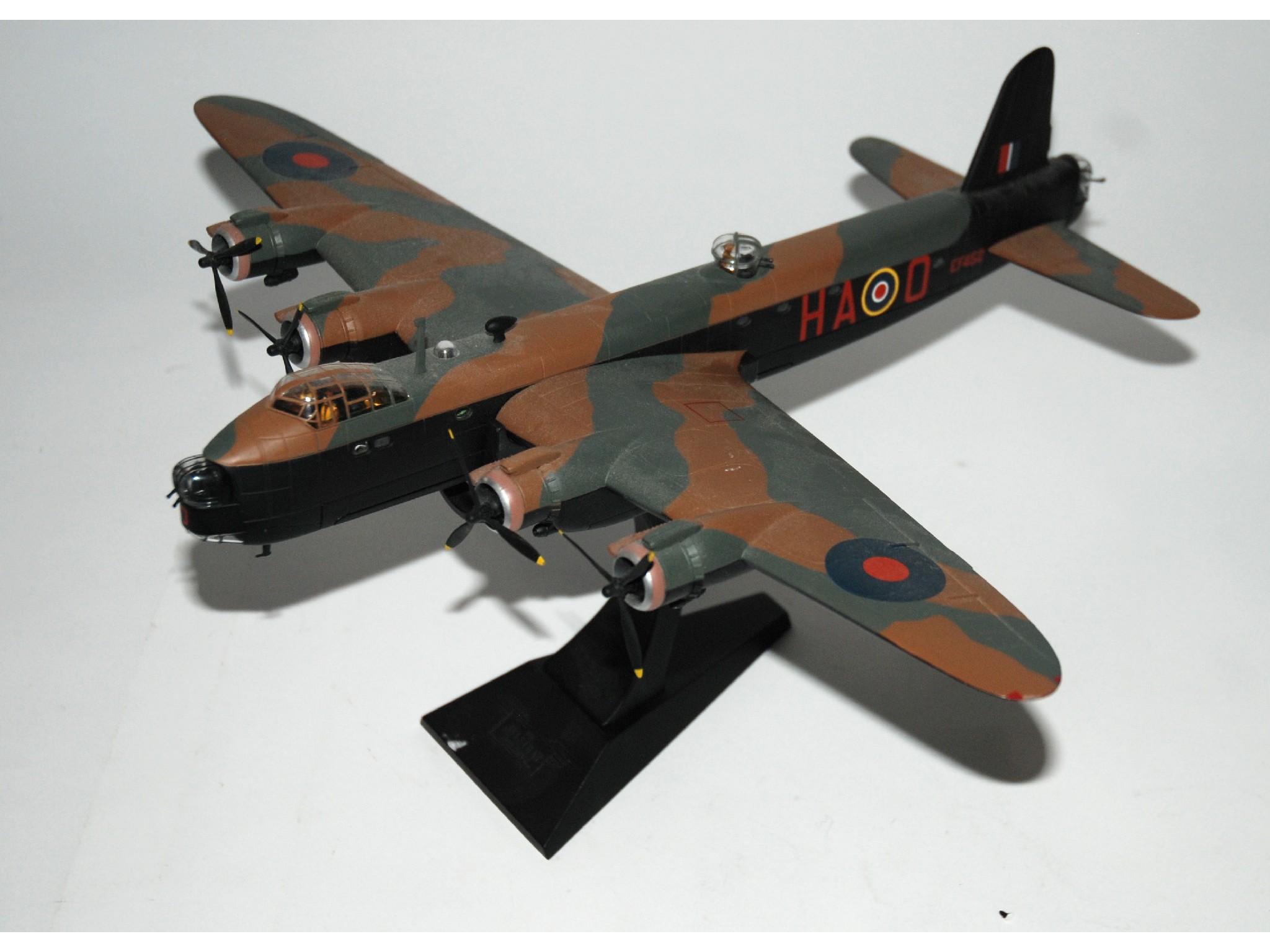 Appraisal: Five various Dinky model World War II planes and a