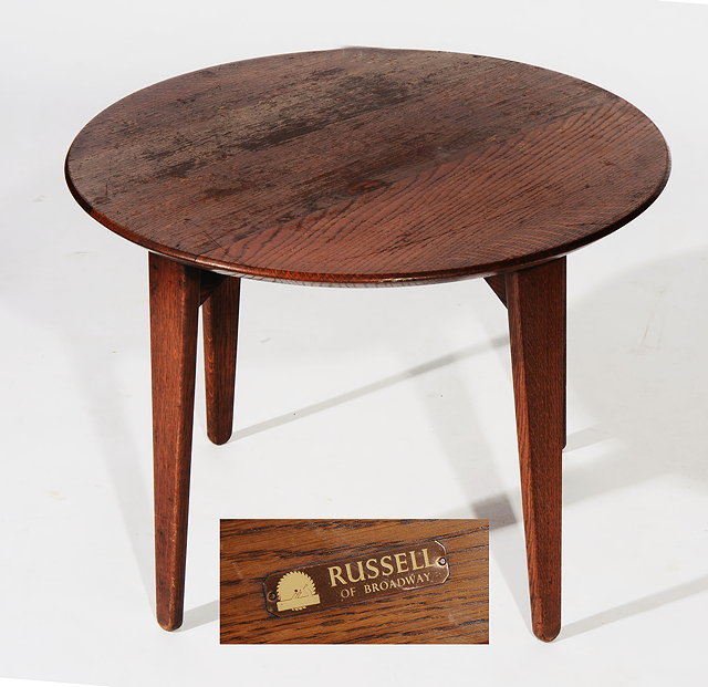 Appraisal: A GORDON RUSSELL OCCASIONAL TABLE with circular top on four