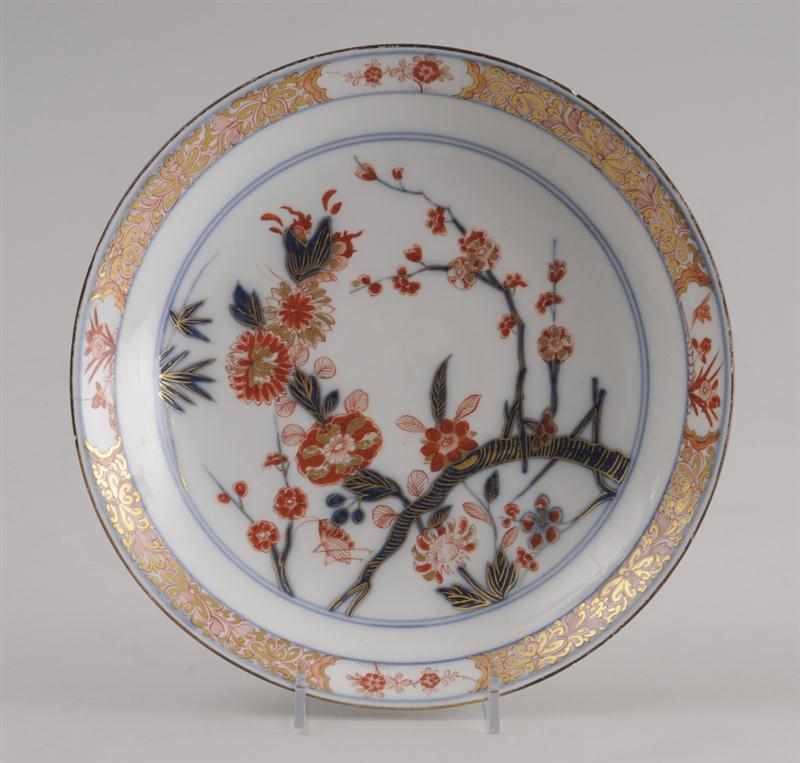 Appraisal: MEISSEN IMARI PATTERN SAUCER DISH Circa with iron red cobalt