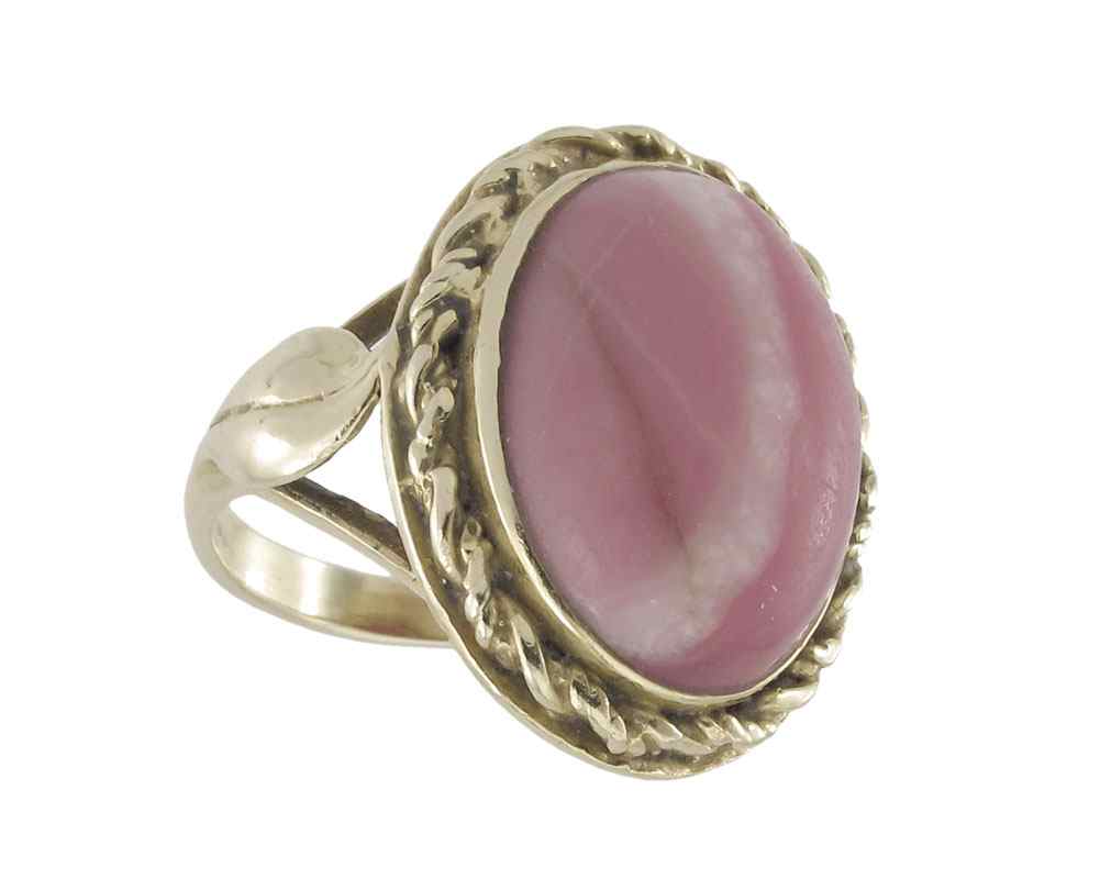 Appraisal: K GEMSTONE RING K yellow gold ring contains one oval