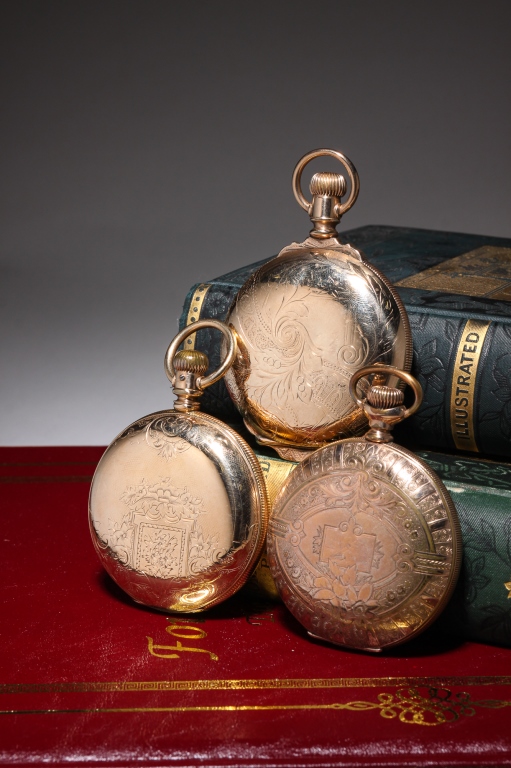 Appraisal: THREE TRANSITIONAL HUNTING CASE POCKET WATCHES American th Qtr -