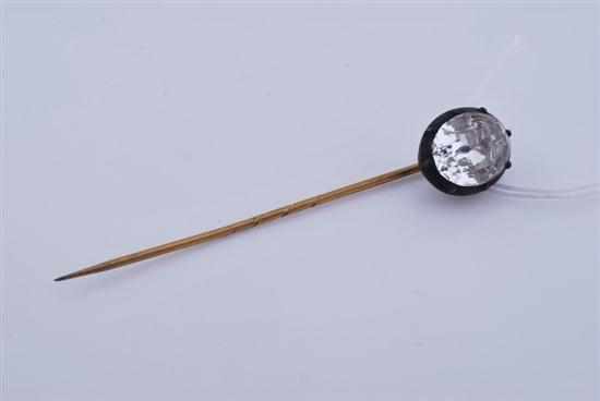 Appraisal: A CLEAR STONE SET TIE PIN