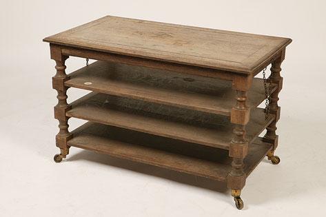 Appraisal: A TH CENTURY OAK FOLIO STAND with a rising top