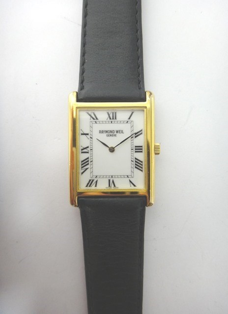 Appraisal: A gentleman's gilt metal rectangular cased Raymond Weil Geneve wristwatch