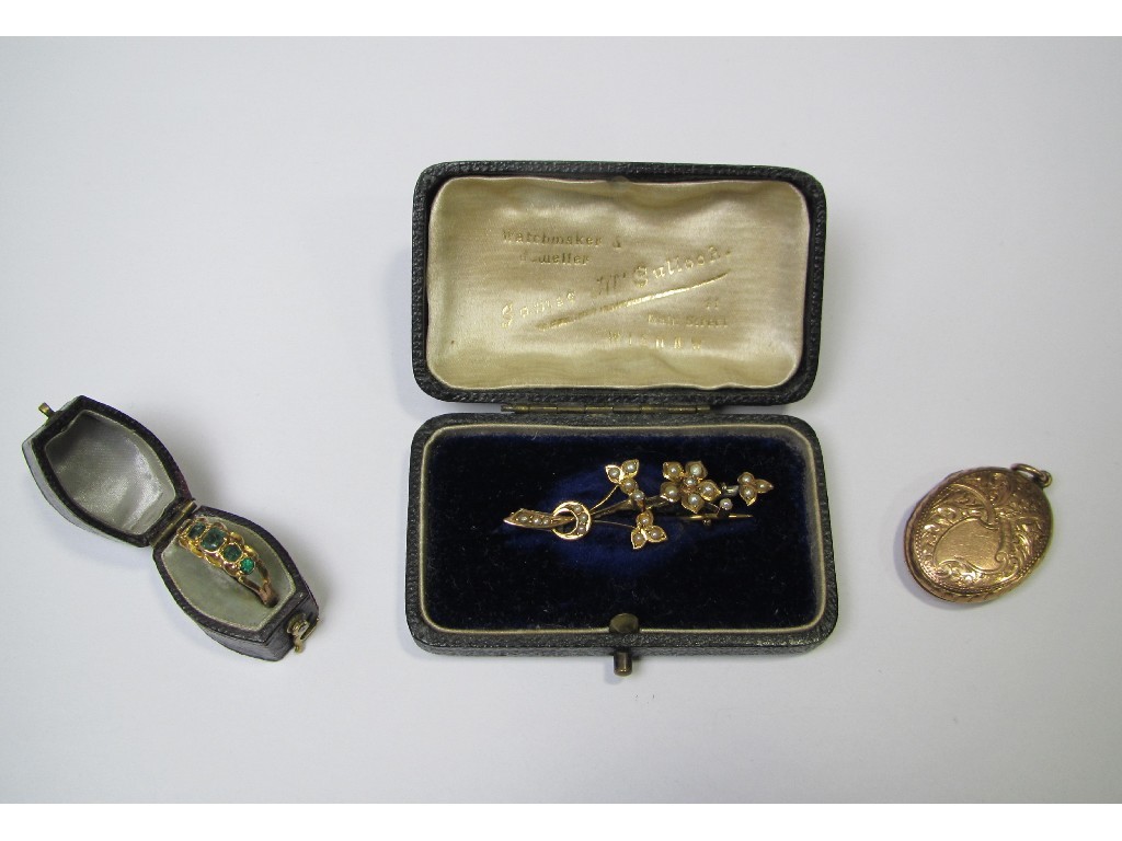 Appraisal: Lot comprising Victorian ct gold photo locket gold emerald five