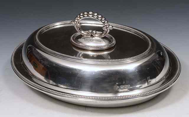 Appraisal: AN EDWARDIAN OVAL SILVER ENTR E DISH AND COVER with