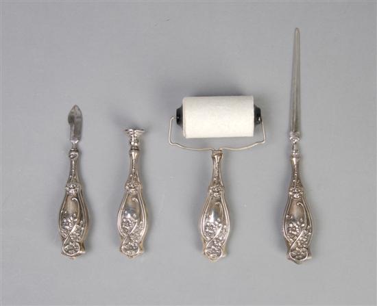 Appraisal: A Sterling Silver Writing Set Length of first inches