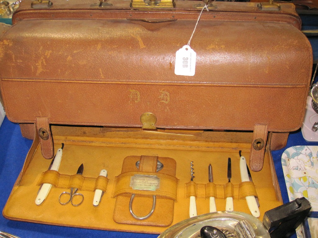 Appraisal: Gent's leather fitted travel toilet case