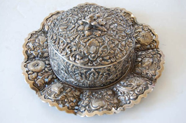 Appraisal: SILVER LIDDED BUTTER HOLDER