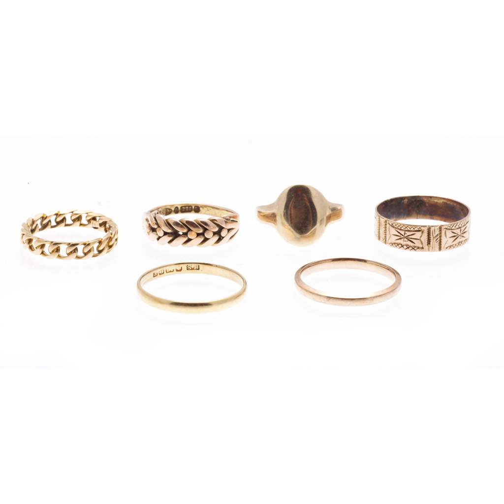 Appraisal: A collection of rings to include an ct gold plain