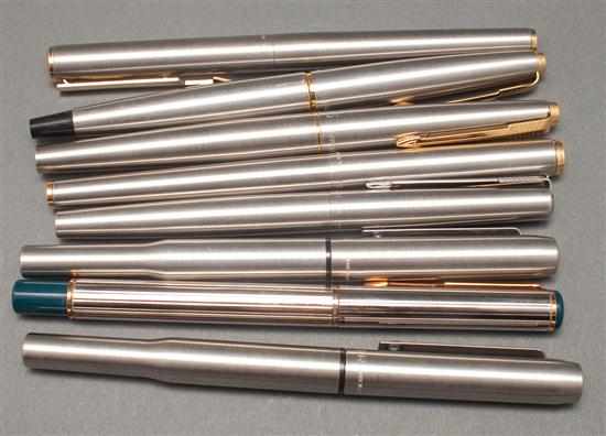 Appraisal: Eight Parker metal fountain pens Estimate - Pen s have