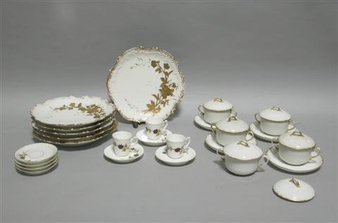 Appraisal: SIX LIMOGES DESSERT PLATES Printed star and 'Elite' marks with