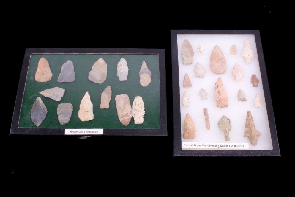 Appraisal: Collection of Pre Historic Arrowheads Scrapers Featured in this lot