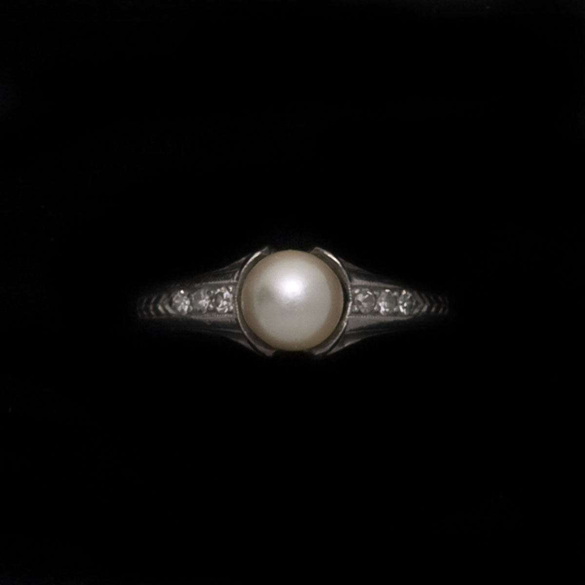 Appraisal: PEARL AND DIAMOND RING Set in platinum not tested the