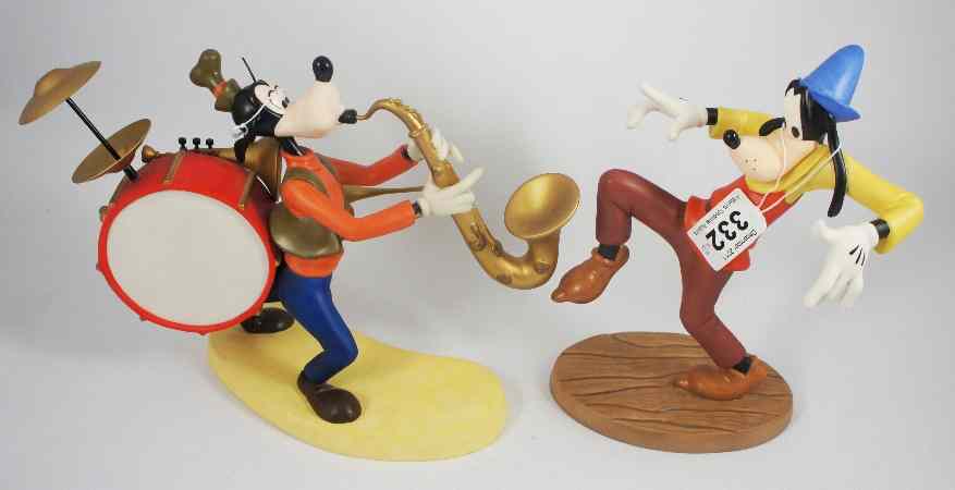 Appraisal: Walt Disney Art Classics Figures Goofy One Man Band and